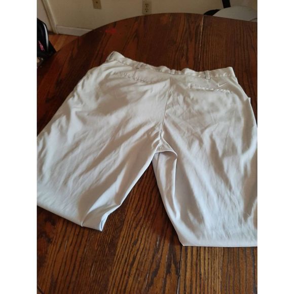 38x32 Nike Dri Fit Golf Tour Performance Khaki Tan Pants Pleated Front - Picture 4 of 4